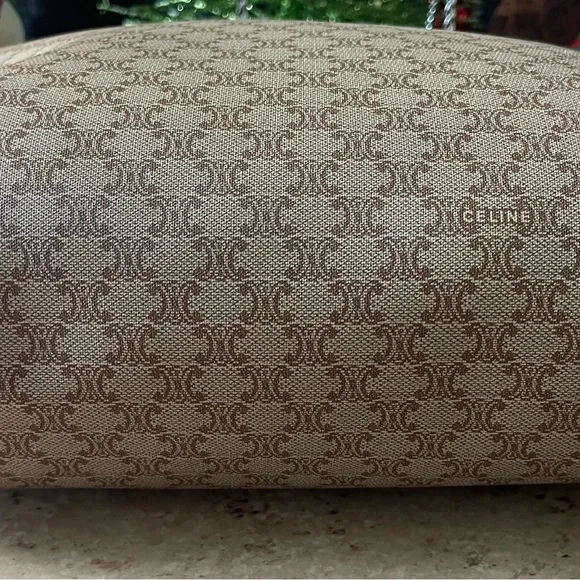 Celine Clutch – Cognac & Beige Signature Pattern - Picture 5 of 13